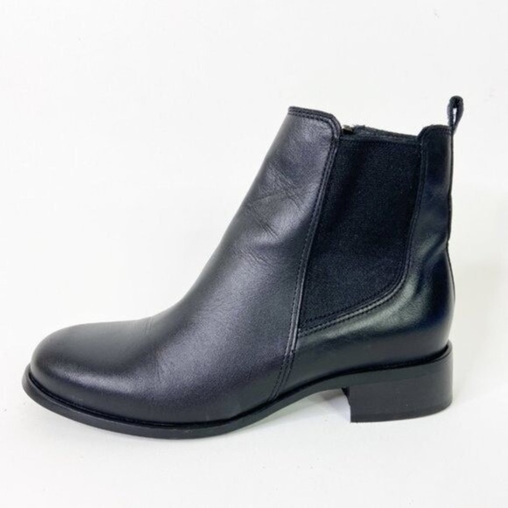 LA CANADIENNE 5.5 Salem Waterproof‎ Bootie Black Leather